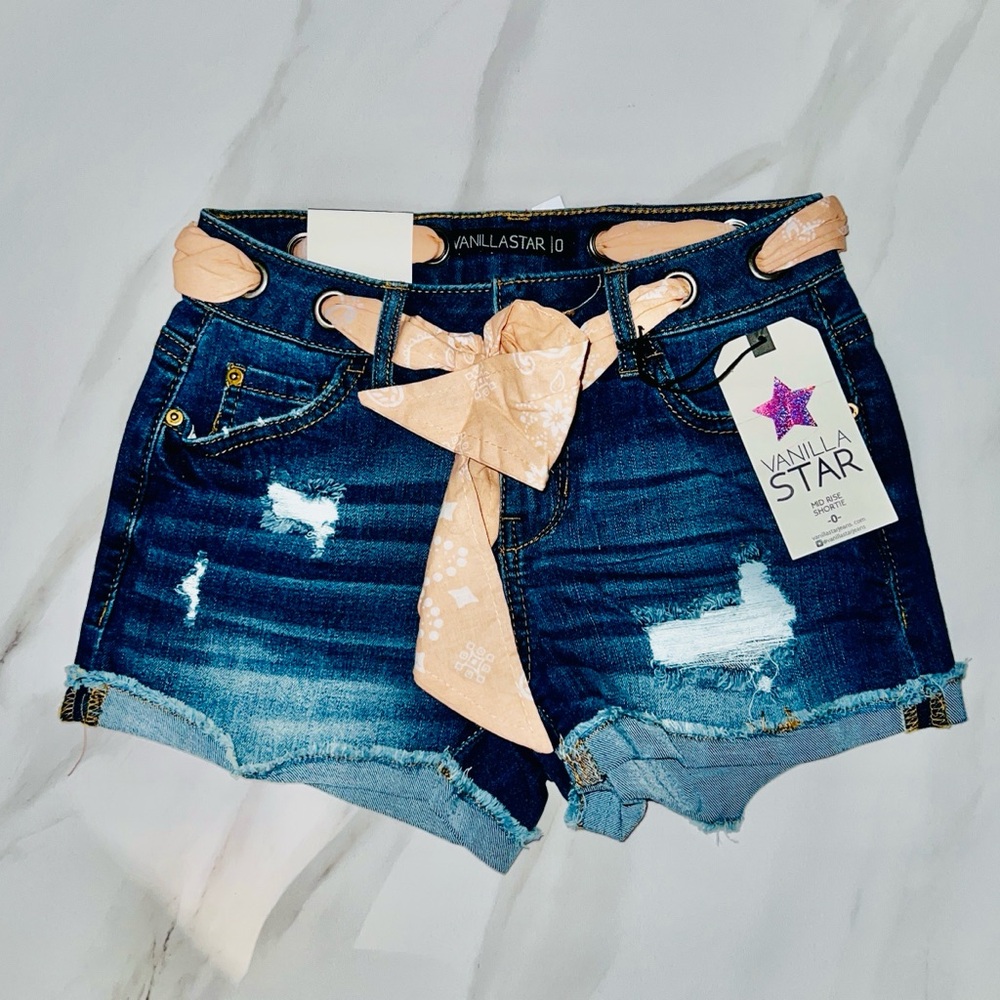 $8 sale Vanilla Star Mid Rise Belted sizes in stock 0, 3, 5, 7, 9, 11, or 15